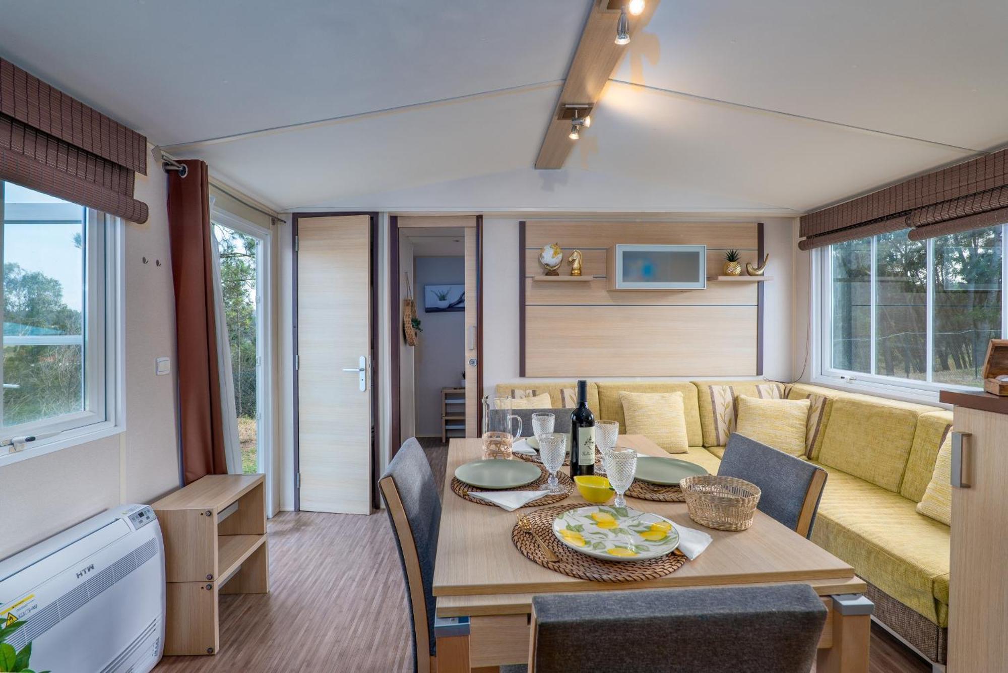 Foz do Sousa Glamping Frog Farmヴィラ エクステリア 写真